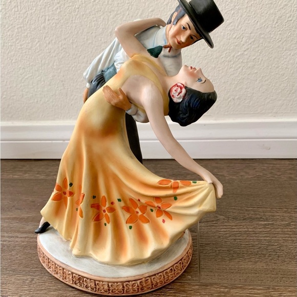 Flamenco Dancers whiskey Decanter footlights spotlights - Picture 9 of 16